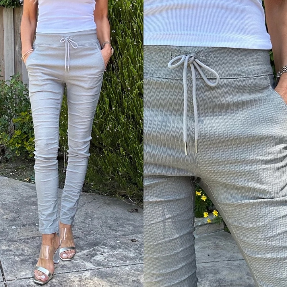 Bevy Flog Shely Gray Herringbone Drawstring Jogger Pants